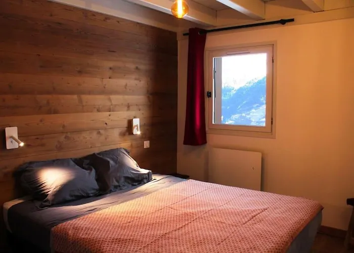 Montalbert Pied Des Pistes Шале *